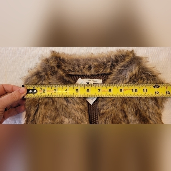NWT $64 Women's Size XS Maurices Brown Faux Fur No Sleeve Vest Brand New Cute! - Picture 9 of 9